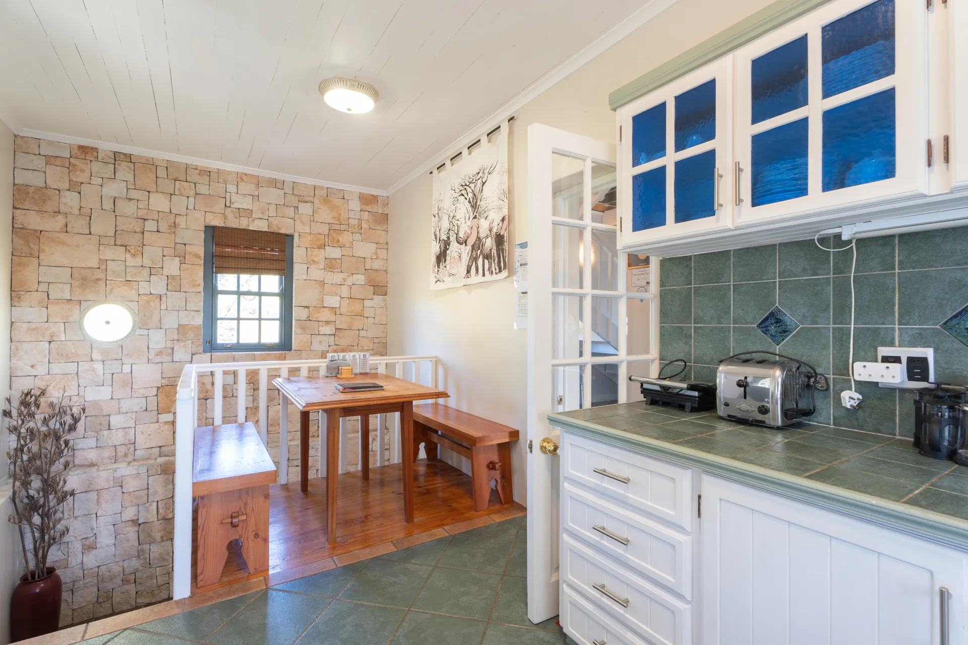 Kitchen and dining detail at Peace Valley